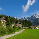 Hotel Tischlbergerhof 3*