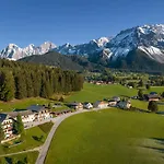 Tischlbergerhof Hotel