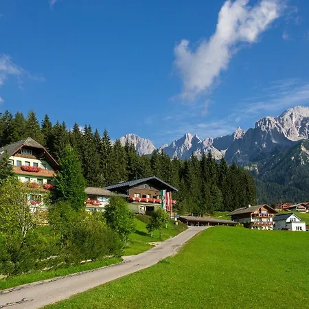 Hotell Tischlbergerhof 3*