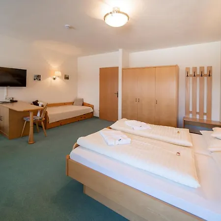 Tischlbergerhof Hotel