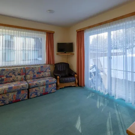 Tischlbergerhof 3*
